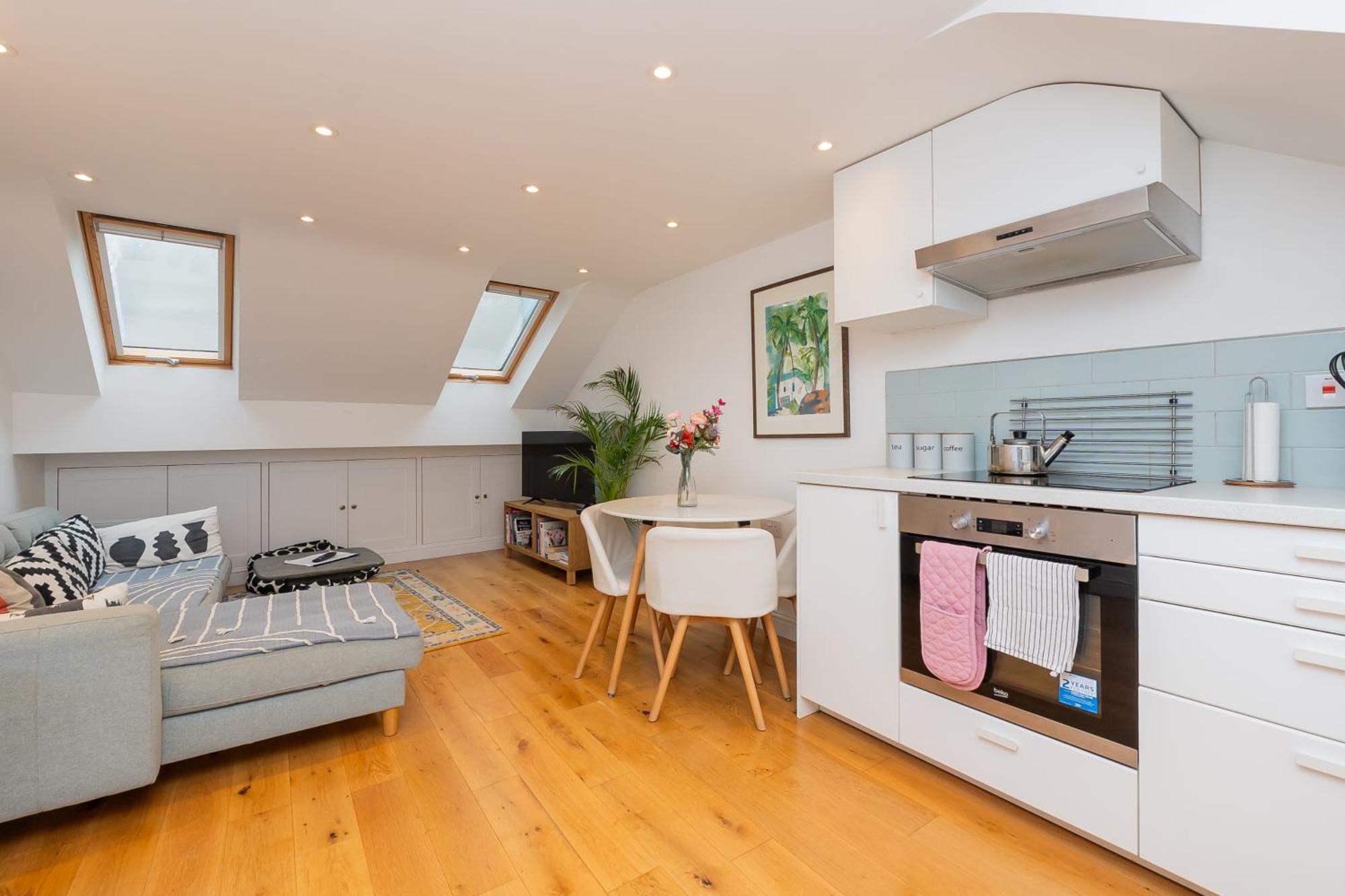 The Old Wire Factory - 2 Bed, Close To City Centre, Fast Wifi, Comfortable Home From Home Bristol Luaran gambar