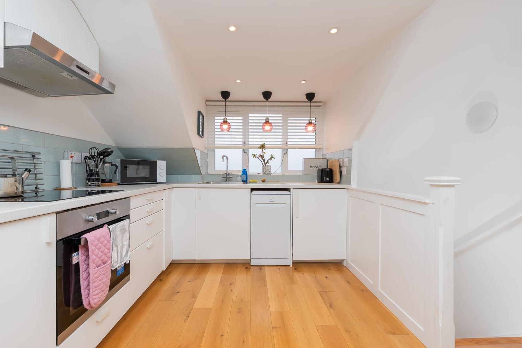 The Old Wire Factory - 2 Bed, Close To City Centre, Fast Wifi, Comfortable Home From Home Bristol Luaran gambar