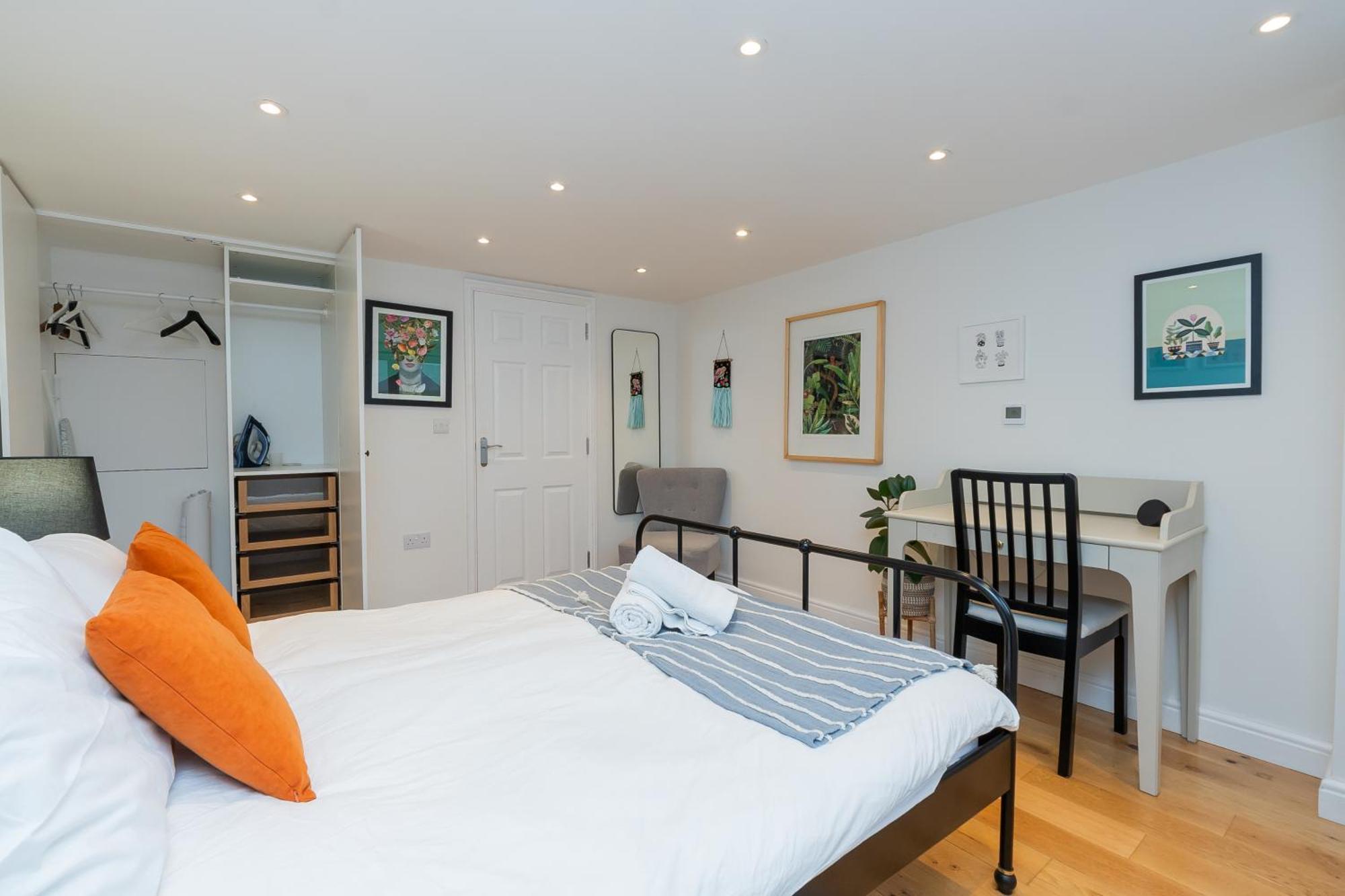 The Old Wire Factory - 2 Bed, Close To City Centre, Fast Wifi, Comfortable Home From Home Bristol Luaran gambar