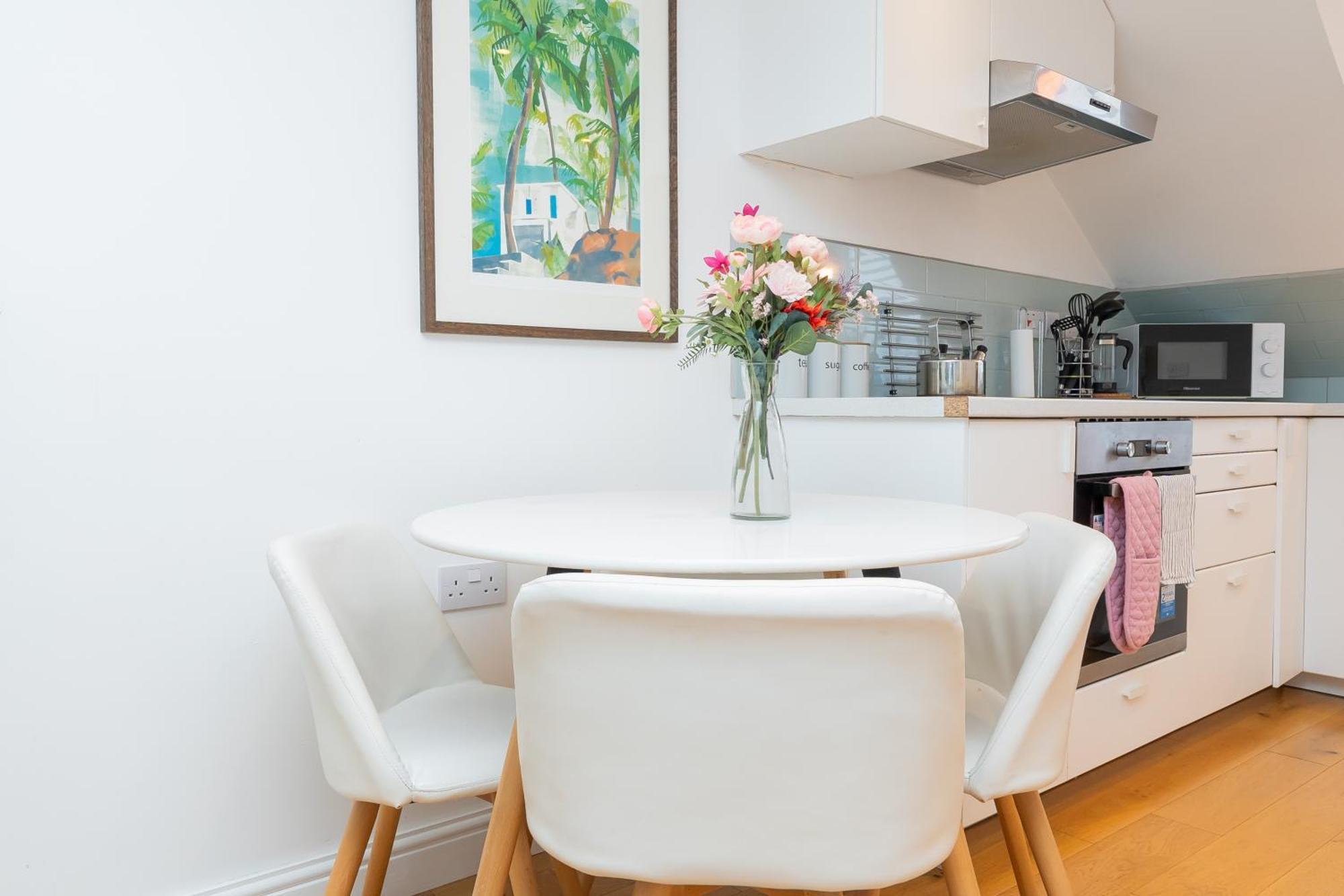 The Old Wire Factory - 2 Bed, Close To City Centre, Fast Wifi, Comfortable Home From Home Bristol Luaran gambar